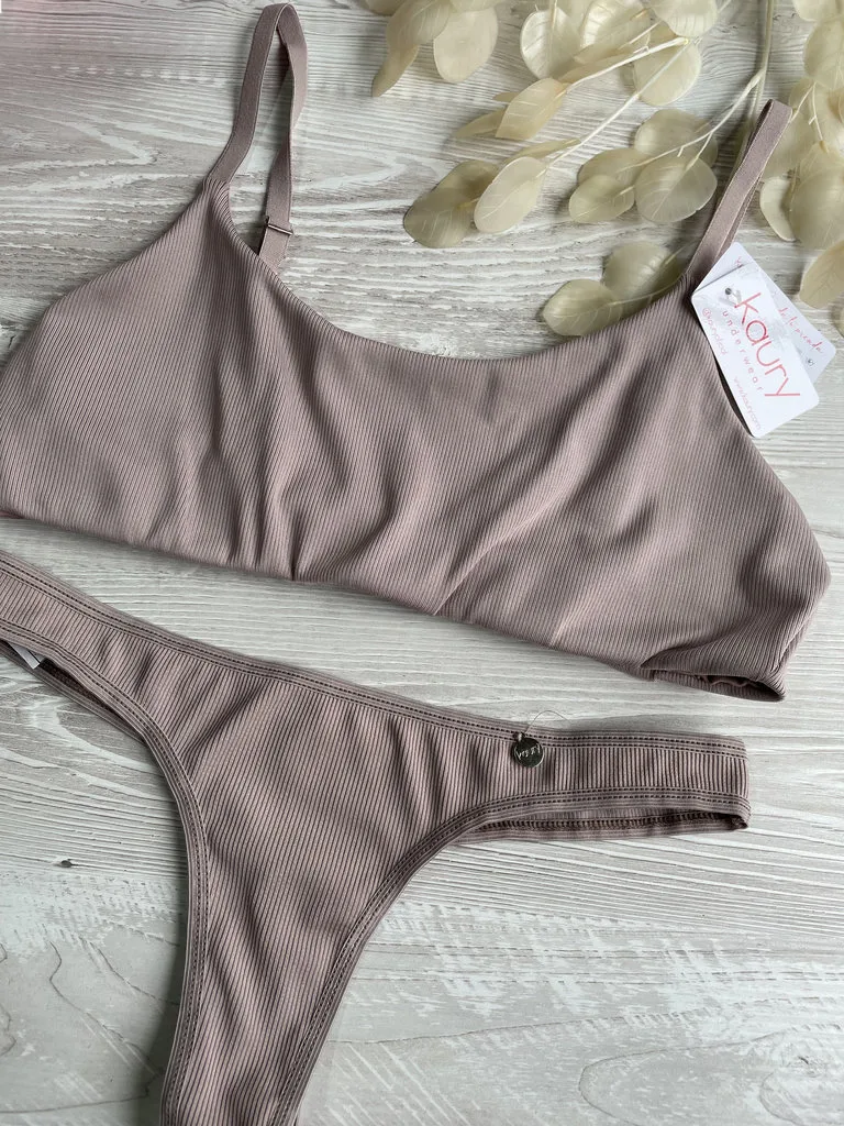 Top Kaury - Morley con colaless