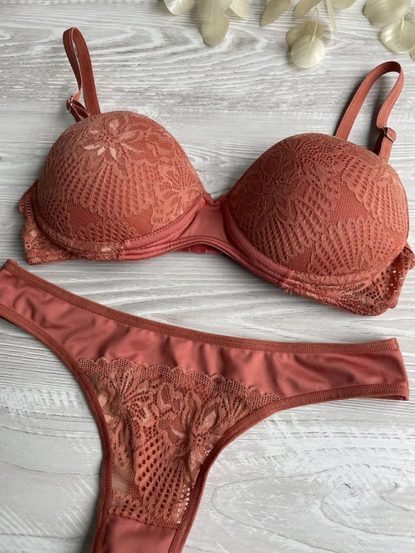 Conjunto Maia